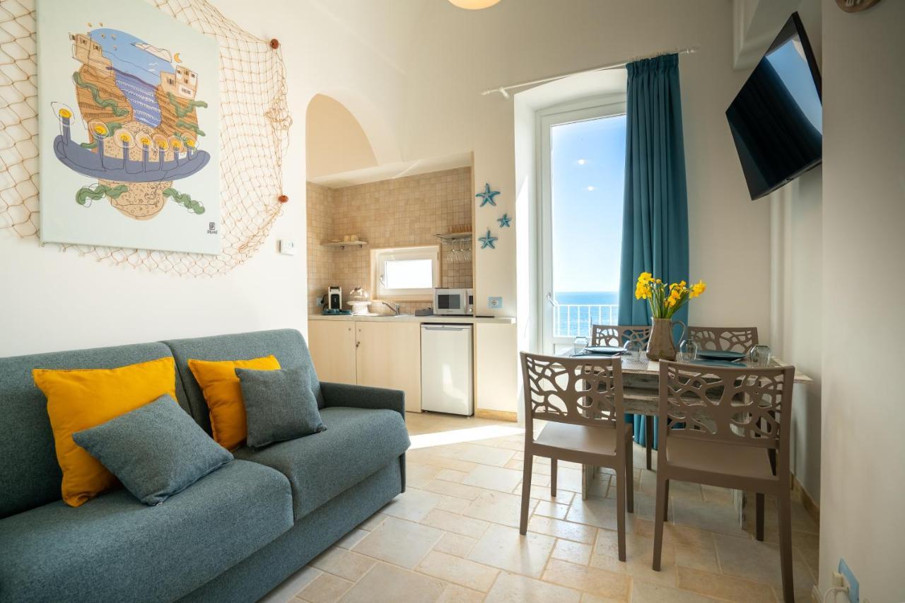 Hotel Donnamaria - Dimora Vista Mare à Polignano a Mare Extérieur photo